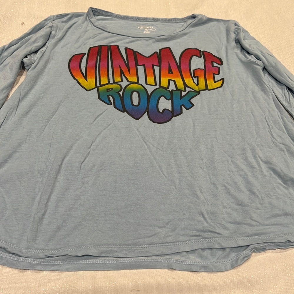FLOWERS BY ZOE VINTAGE ROCK LONGE SLEEVE